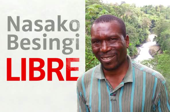 Nasako Besingi L'écologiste avec le texte "Nasako Besingi LIBRE""