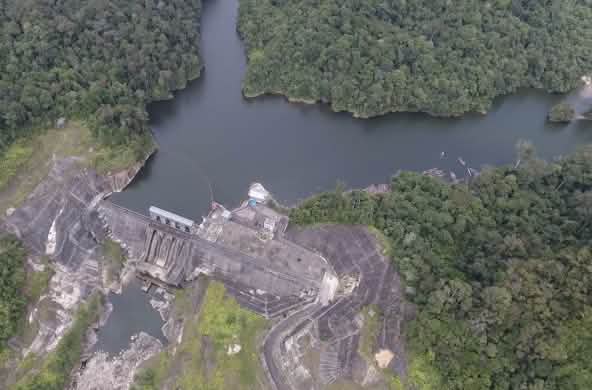 Vue aérienne du barrage PLTA Batang Toru en 2025