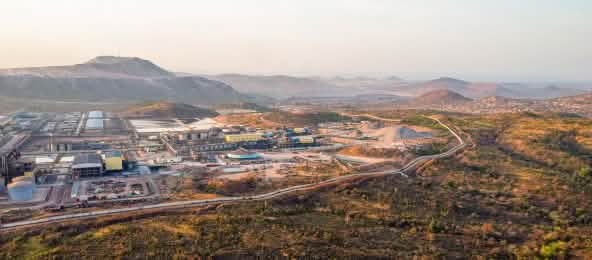 Vue aérienne de la mine de Tenke Fungurume et de l’usine de traitement « 30k », où est extrait le cobalt