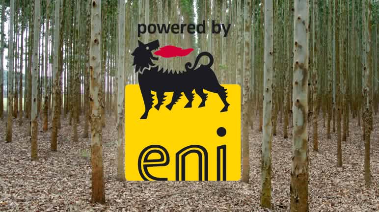 Supplanter la nature : la méthode ENI pour sauver le climat Photomontage : plantation d’eucalyptus avec le logo d'Eni