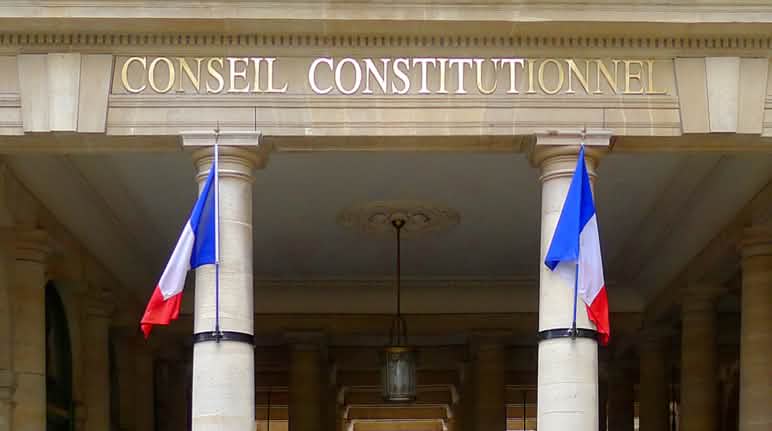 Bioraffinerie de Total à La Mède : le Conseil constitutionnel confirme l’exclusion de l’huile de palme des biocarburants Gebäude Conseil Constitutionnel Paris