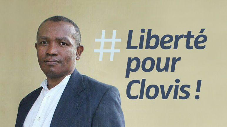 En prison pour défendre la forêt : Clovis Razafimalala Le militant écologiste Clovis Razafimalala à Madagascar. Texte: LIBERTÉ POUR CLOVIS
